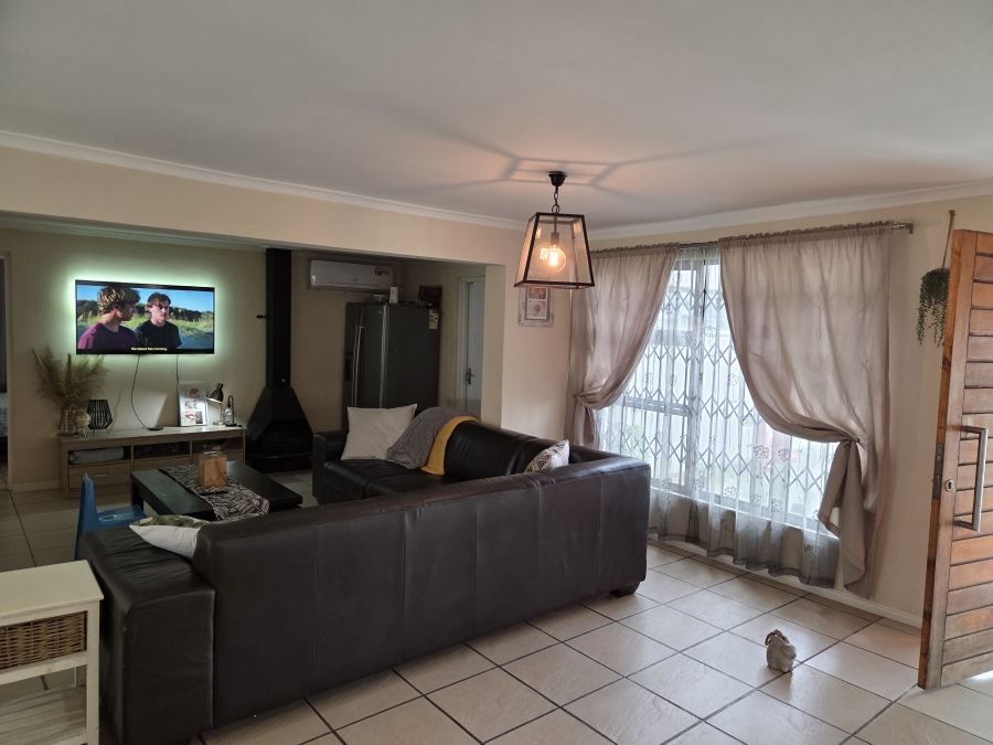 3 Bedroom Property for Sale in Windsor Park Western Cape
